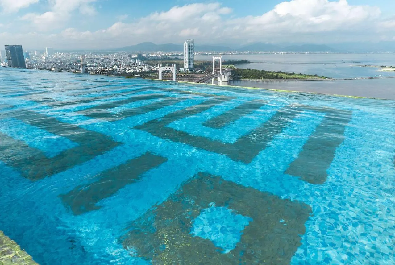 Hotel Wyndham Danang Golden Bay  Đà Nẵng