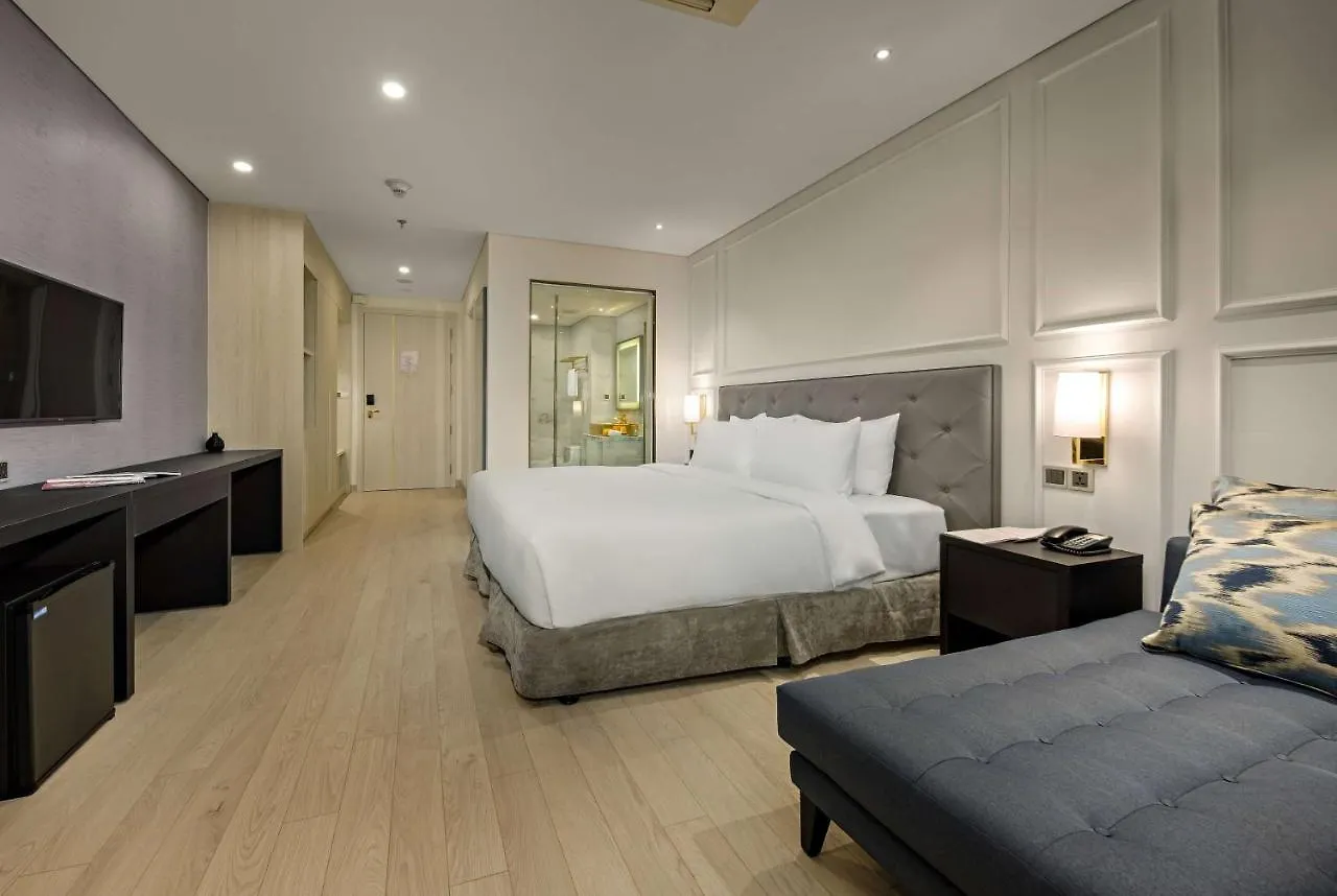 Hotel Wyndham Danang Golden Bay