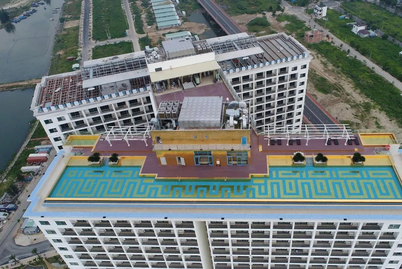 Hotel Wyndham Danang Golden Bay