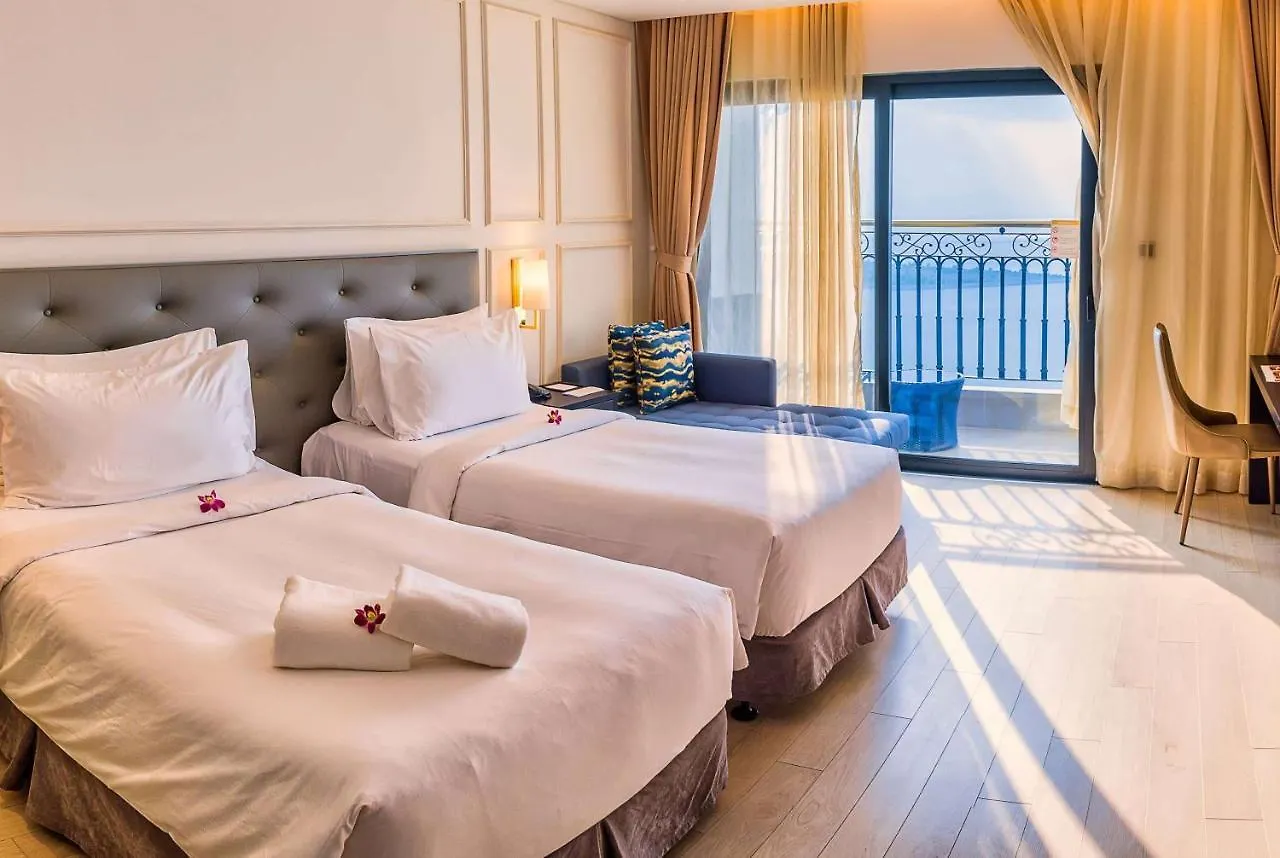 Hotel Wyndham Danang Golden Bay
